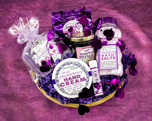 Huckleberry Spa Gift Basket - Larchwood Farms